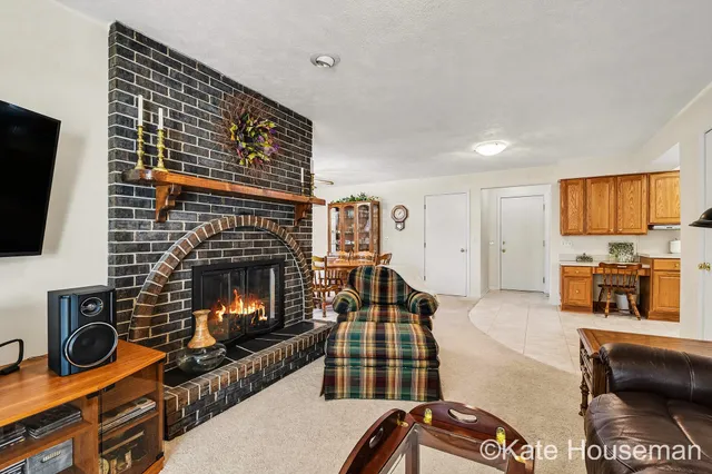 $410,000 | 1921 Camille Drive Southeast, Grand Rapids, MI 49546