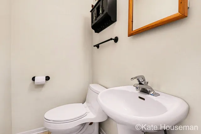 $410,000 | 1921 Camille Drive Southeast, Grand Rapids, MI 49546