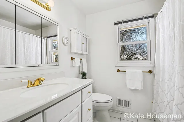 $410,000 | 1921 Camille Drive Southeast, Grand Rapids, MI 49546