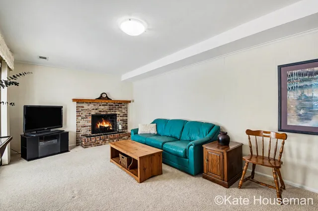 $410,000 | 1921 Camille Drive Southeast, Grand Rapids, MI 49546