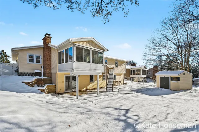 $410,000 | 1921 Camille Drive Southeast, Grand Rapids, MI 49546