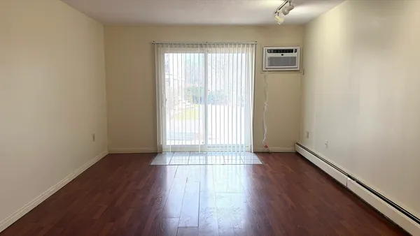 $2,300 | 22 Kenmar Drive, Unit 200, Billerica, MA 01821