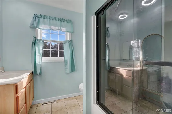 $574,900 | 8835 Center Street, Colden, NY 14080