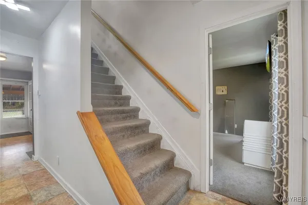 $574,900 | 8835 Center Street, Colden, NY 14080