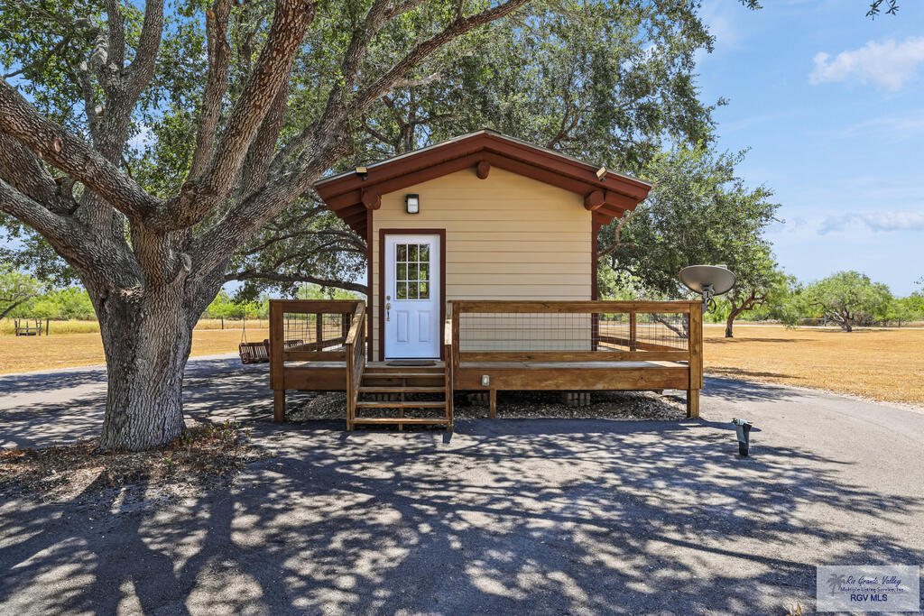 10960 Fitch Road North Raymondville, TX 78580 - Photo 32 of 47 Gallery Image 32