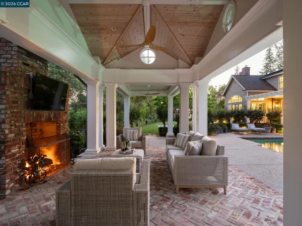 $5,458,800 | 295 Barrington Lane, Alamo, CA 94507