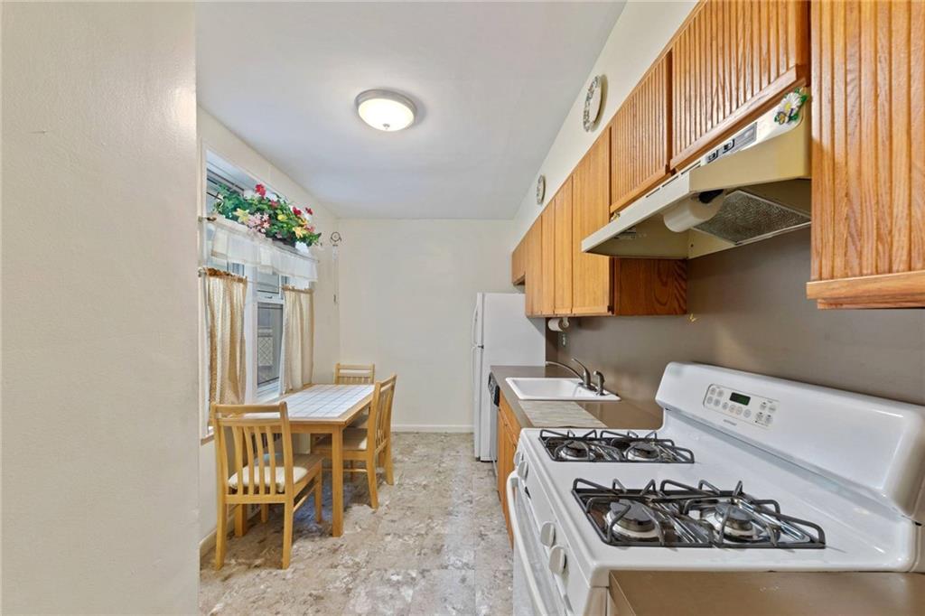 9801 Shore Road, Unit 1D Brooklyn, NY 11209 - Photo 6 of 20 Gallery Image 6