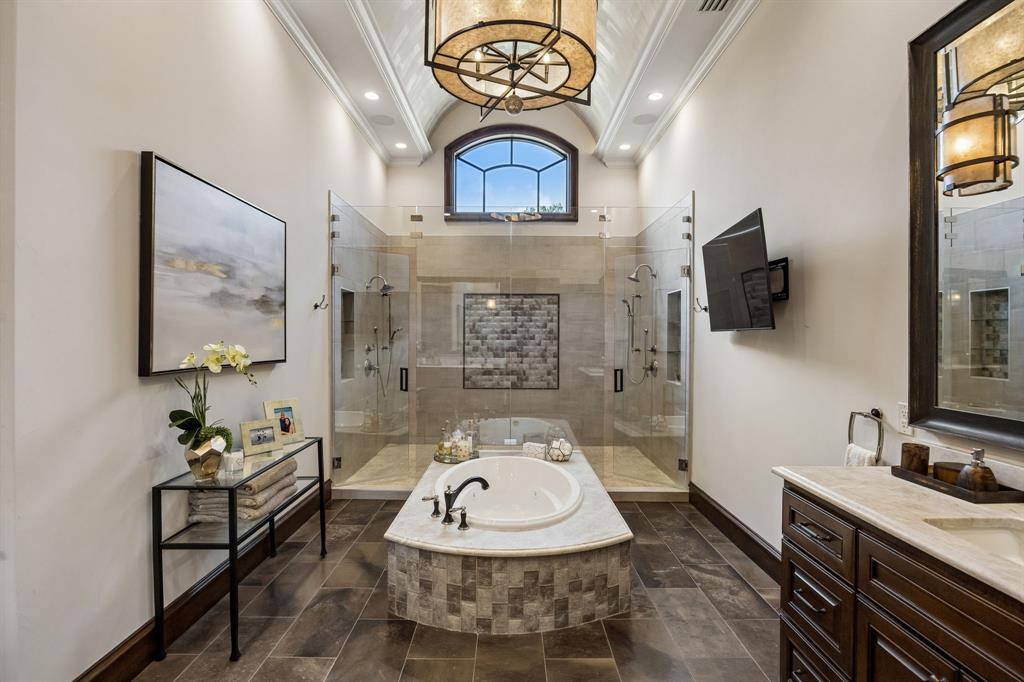 1609 Cheek-Sparger Road Colleyville, TX 76034 - Photo 15 of 40 Resort Style Primary Bath