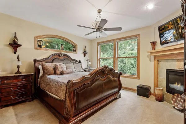 $1,049,000 | 241 Starrwood, Hudson, WI 54016