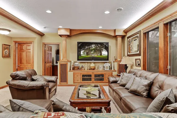 $1,049,000 | 241 Starrwood, Hudson, WI 54016