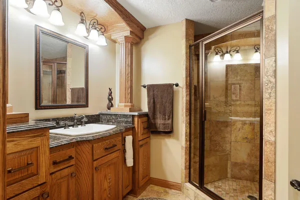 $1,049,000 | 241 Starrwood, Hudson, WI 54016