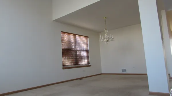 $384,900 | 21401 Prestwick Drive, Crest Hill, IL 60403