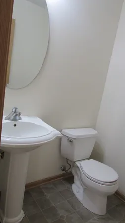 $384,900 | 21401 Prestwick Drive, Crest Hill, IL 60403