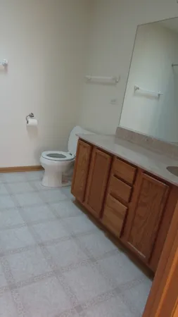 $384,900 | 21401 Prestwick Drive, Crest Hill, IL 60403