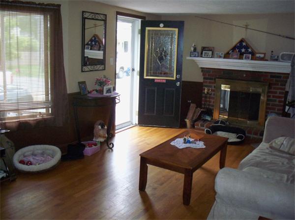 69 Maple Road Tewksbury, MA 01876 - Photo 3 of 21 Gallery Image 3