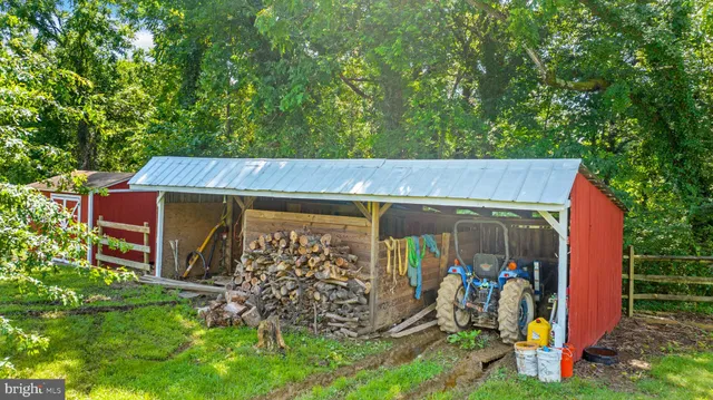 a view of a basketball court