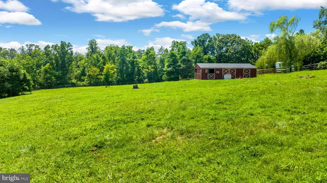 $775,000 | 9467 Old Waterloo Road, Warrenton, VA 20186