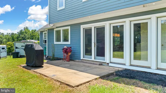 $775,000 | 9467 Old Waterloo Road, Warrenton, VA 20186