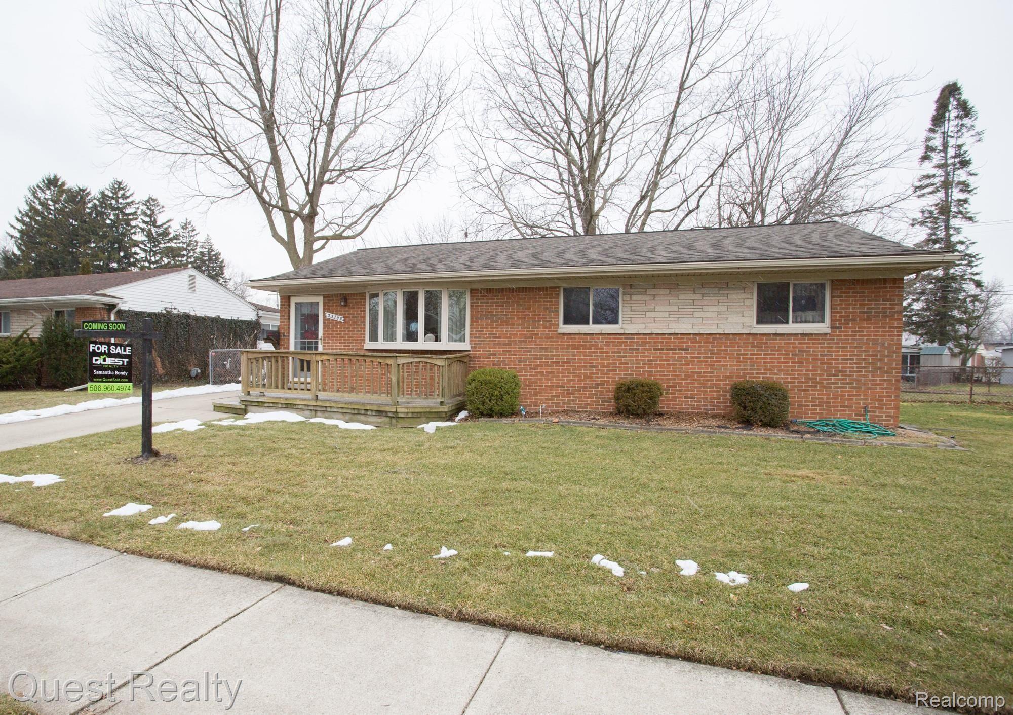 35709 Rutherford St_ClintonTownship_MI_photos_IMG_6849.jpg