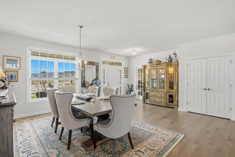 $1,195,000 | 1740 Cobblestone Ct Lake, Lake Geneva, WI 53147