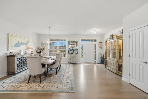 $1,195,000 | 1740 Cobblestone Ct Lake, Lake Geneva, WI 53147