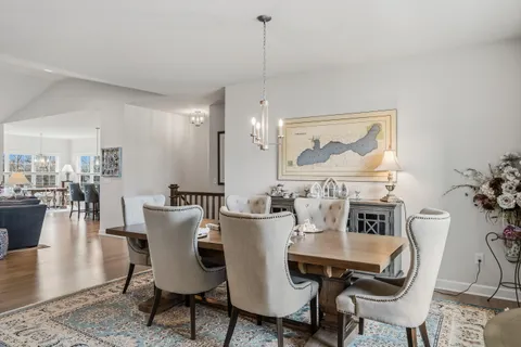 $1,195,000 | 1740 Cobblestone Ct Lake, Lake Geneva, WI 53147