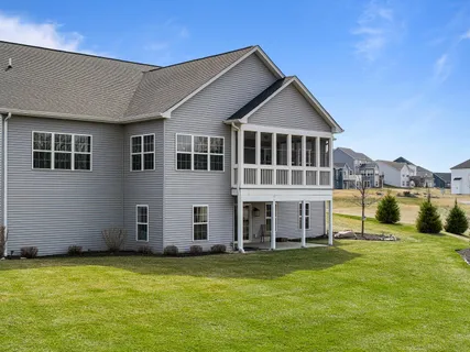 $1,195,000 | 1740 Cobblestone Ct Lake, Lake Geneva, WI 53147