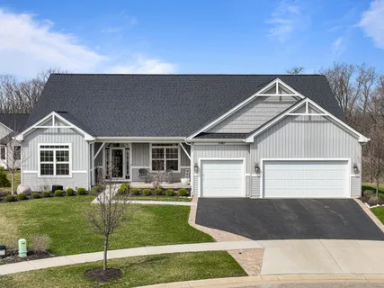 $1,195,000 | 1740 Cobblestone Ct Lake, Lake Geneva, WI 53147