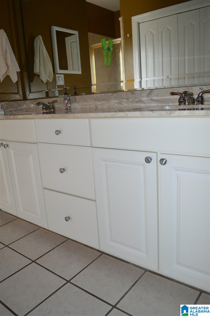 566 Henderson Road Odenville, AL 35120 - Photo 17 of 44 Gallery Image 17
