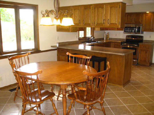 4915 Steward Road Rockford, IL 61101 - Photo 2 of 11 Gallery Image 2
