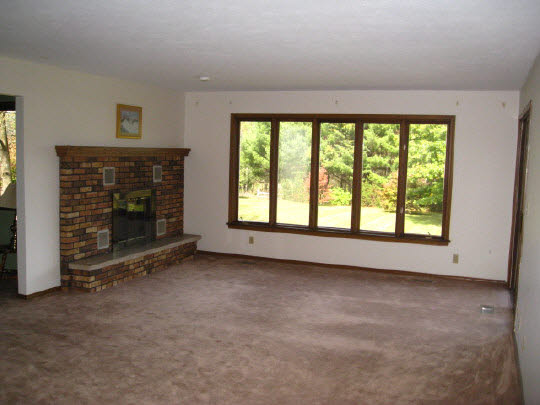 4915 Steward Road Rockford, IL 61101 - Photo 4 of 11 Gallery Image 4