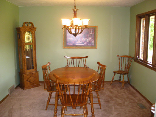 4915 Steward Road Rockford, IL 61101 - Photo 8 of 11 Gallery Image 8