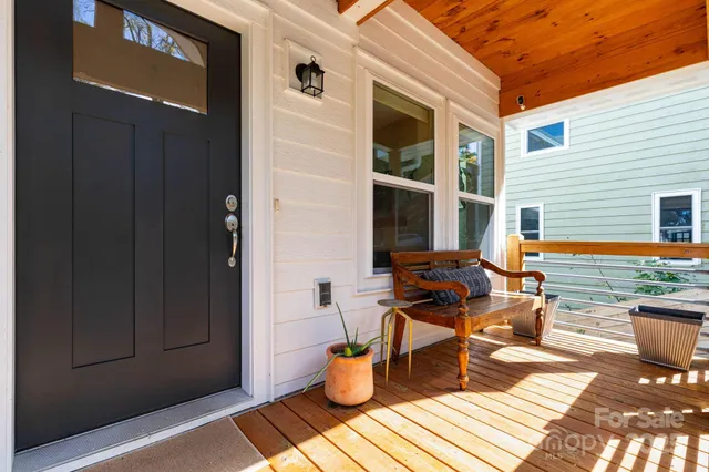 $775,000 | 27 Ruslan Dr., Asheville, NC 28806