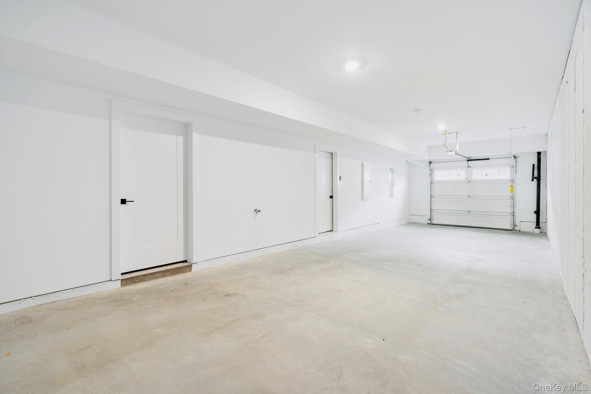 4044 Chestnut Rdg Road Fishkill, NY 12524 - Photo 20 of 26 a view of an empty room