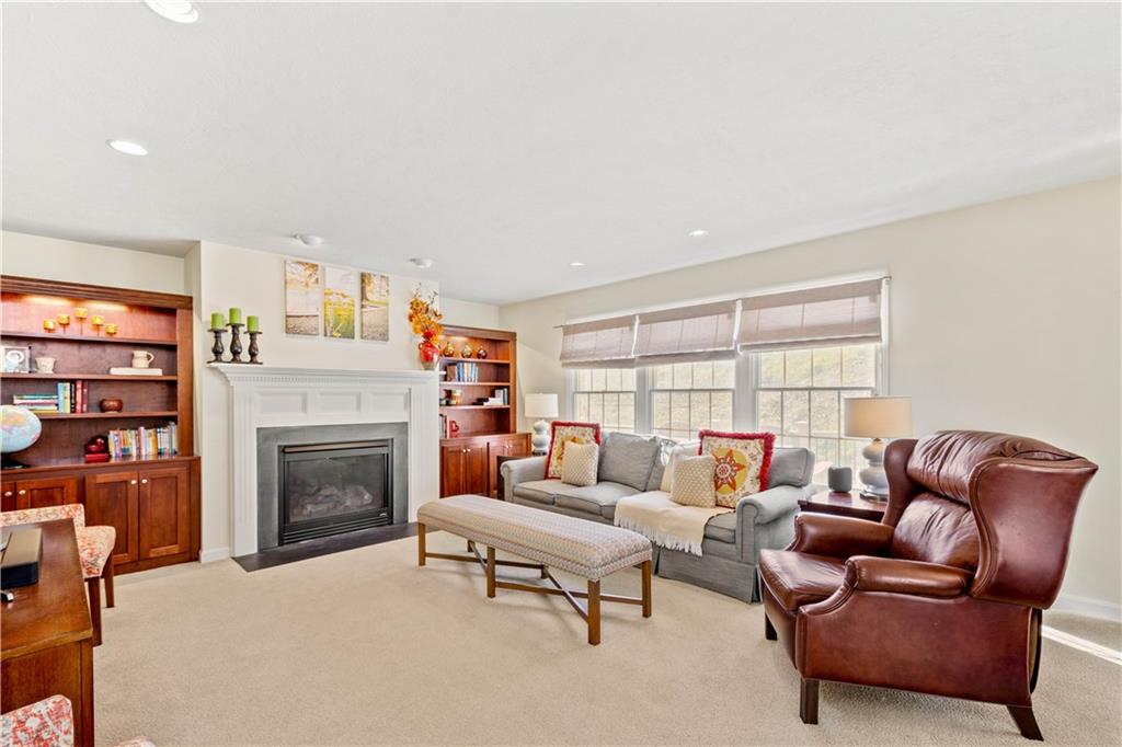 212 Rock Run Road Canonsburg, PA 15317 - Photo 3 of 19 Gallery Image 3