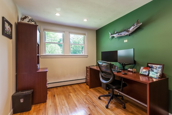 47 Ansie Road Chelmsford, MA 01824 - Photo 14 of 26 a workspace with furniture and a window