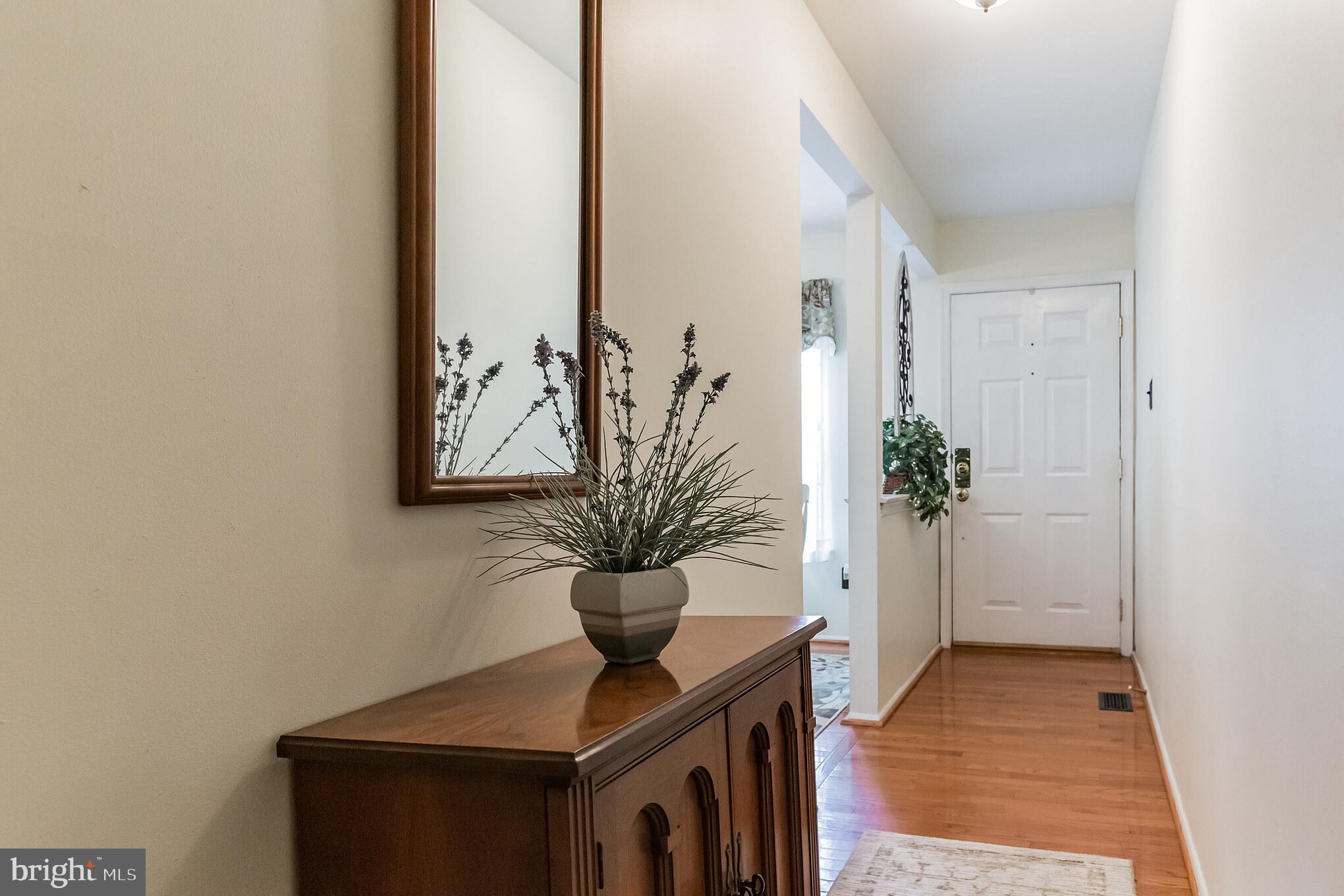 98 Farnwood Road Mount Laurel, NJ 08054 - Photo 2 of 39
