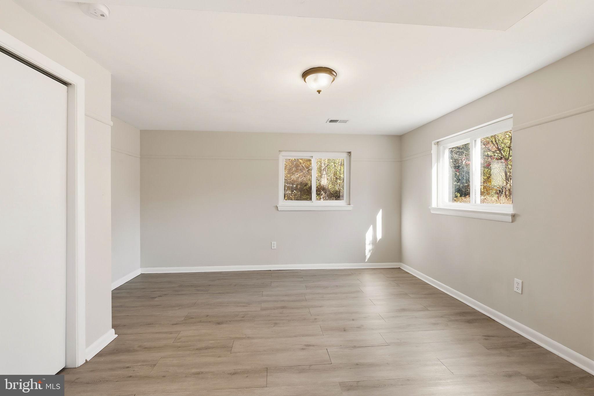 2031 Henderson Avenue Silver Spring, MD 20902 - Photo 24 of 39 Bedroom 4