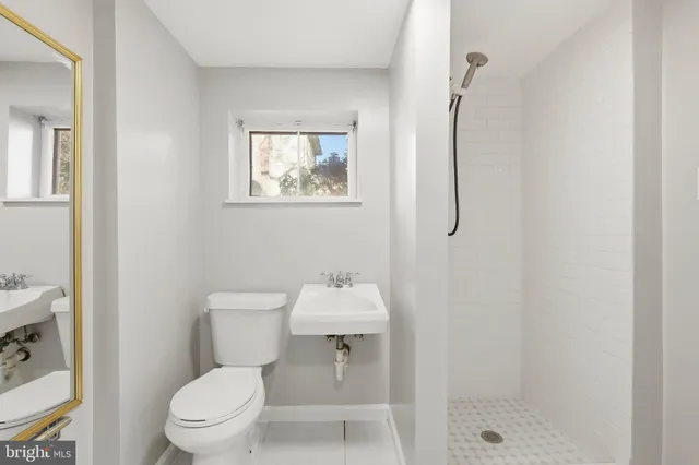 $635,000 | 2031 Henderson Avenue, Silver Spring, MD 20902