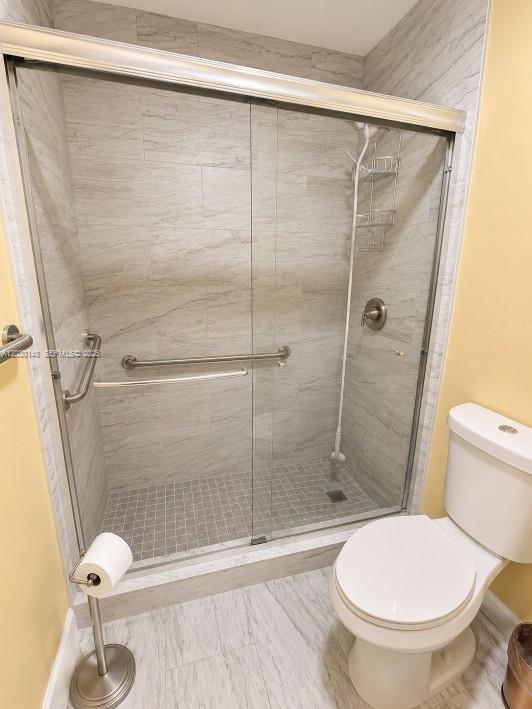 9013 Southwest 8th Terrace Miami, FL 33174 - Photo 13 of 28