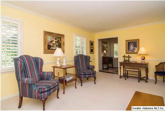 1735 Hummingbird Lane Birmingham, AL 35226 - Photo 4 of 31