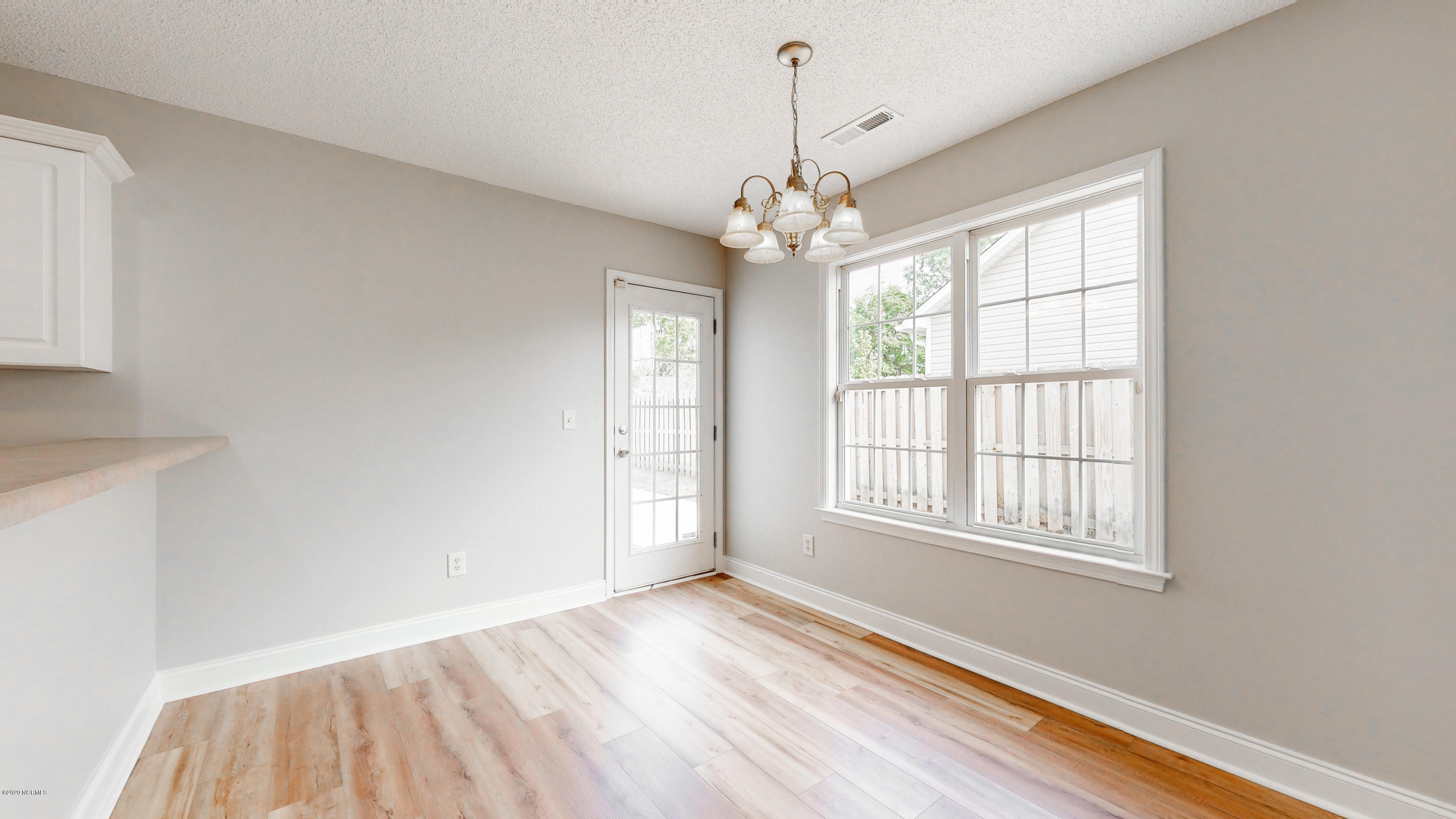 6309 Stapleton Road Wilmington, NC 28412 - Photo 11 of 23 6309 Stapleton-44