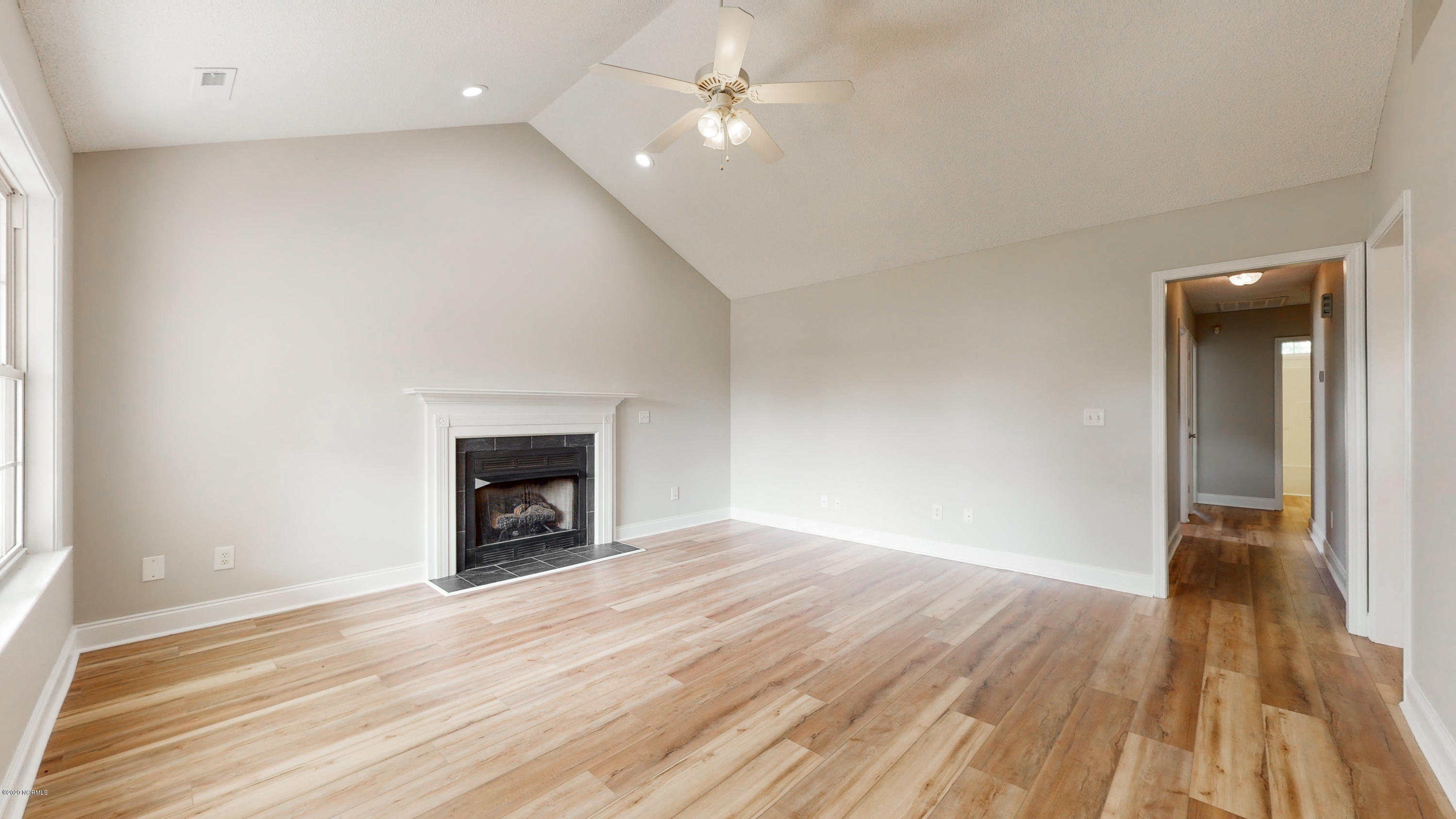 6309 Stapleton Road Wilmington, NC 28412 - Photo 7 of 23 6309 Stapleton-45