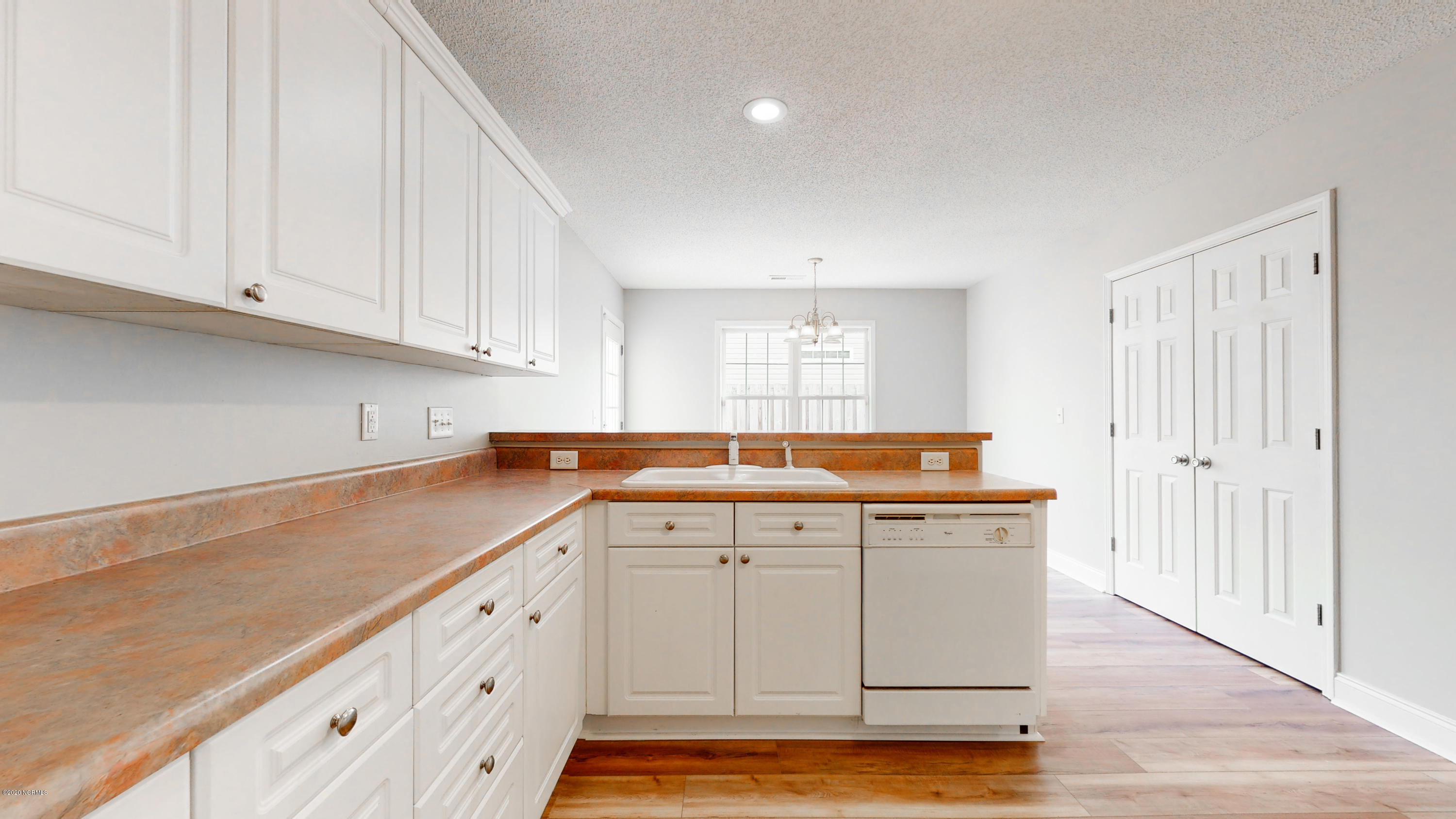6309 Stapleton Road Wilmington, NC 28412 - Photo 8 of 23 6309 Stapleton-49