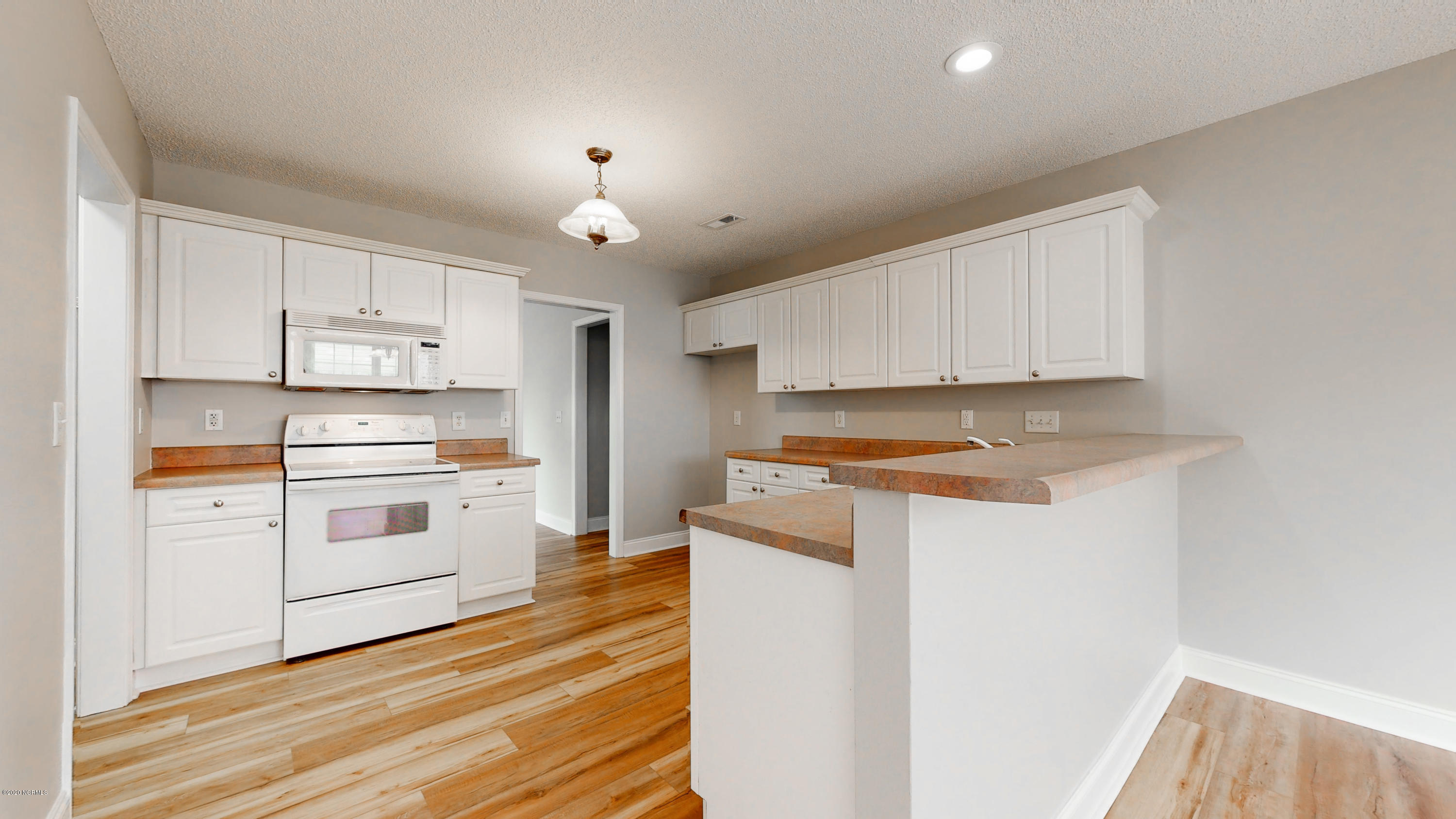 6309 Stapleton Road Wilmington, NC 28412 - Photo 9 of 23 6309 Stapleton-37