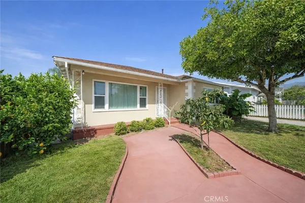 $3,300 | 517 North Soldano Avenue, Azusa, CA 91702