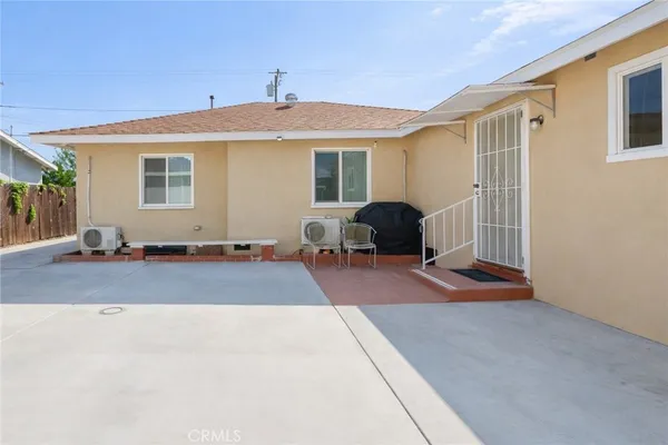 $3,300 | 517 North Soldano Avenue, Azusa, CA 91702
