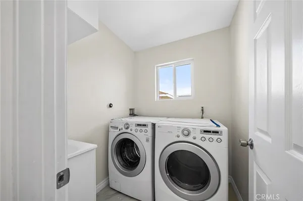 $3,300 | 517 North Soldano Avenue, Azusa, CA 91702