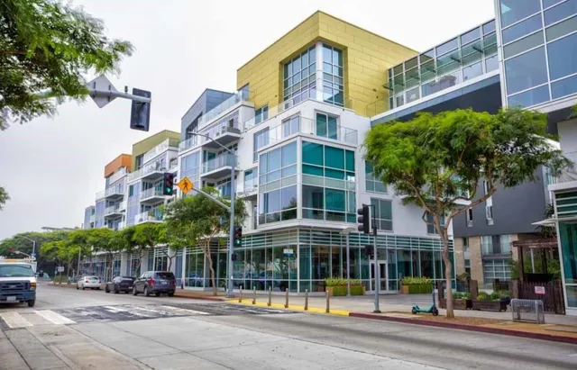 $6,000 | 1705 Ocean, Unit 210, Santa Monica, CA 90401