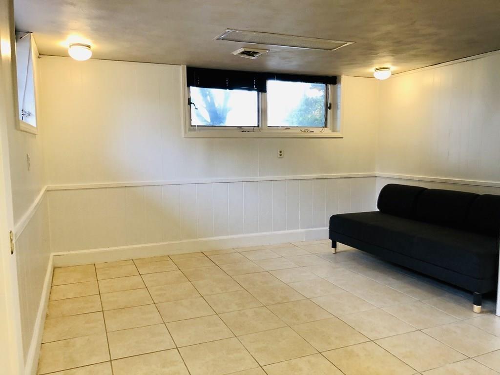 253 Slocum Road Dartmouth, MA 02747 - Photo 24 of 35 Gallery Image 24